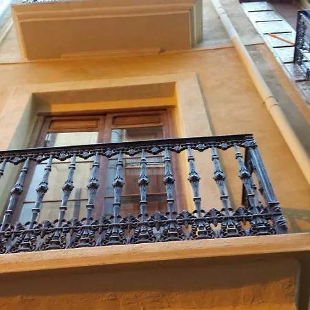 Plaza Redonda Brugada Konukevi